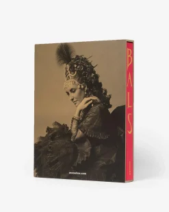 Bals: Legendarische Kostuumballen Uit De Twintigste Eeuw Mode